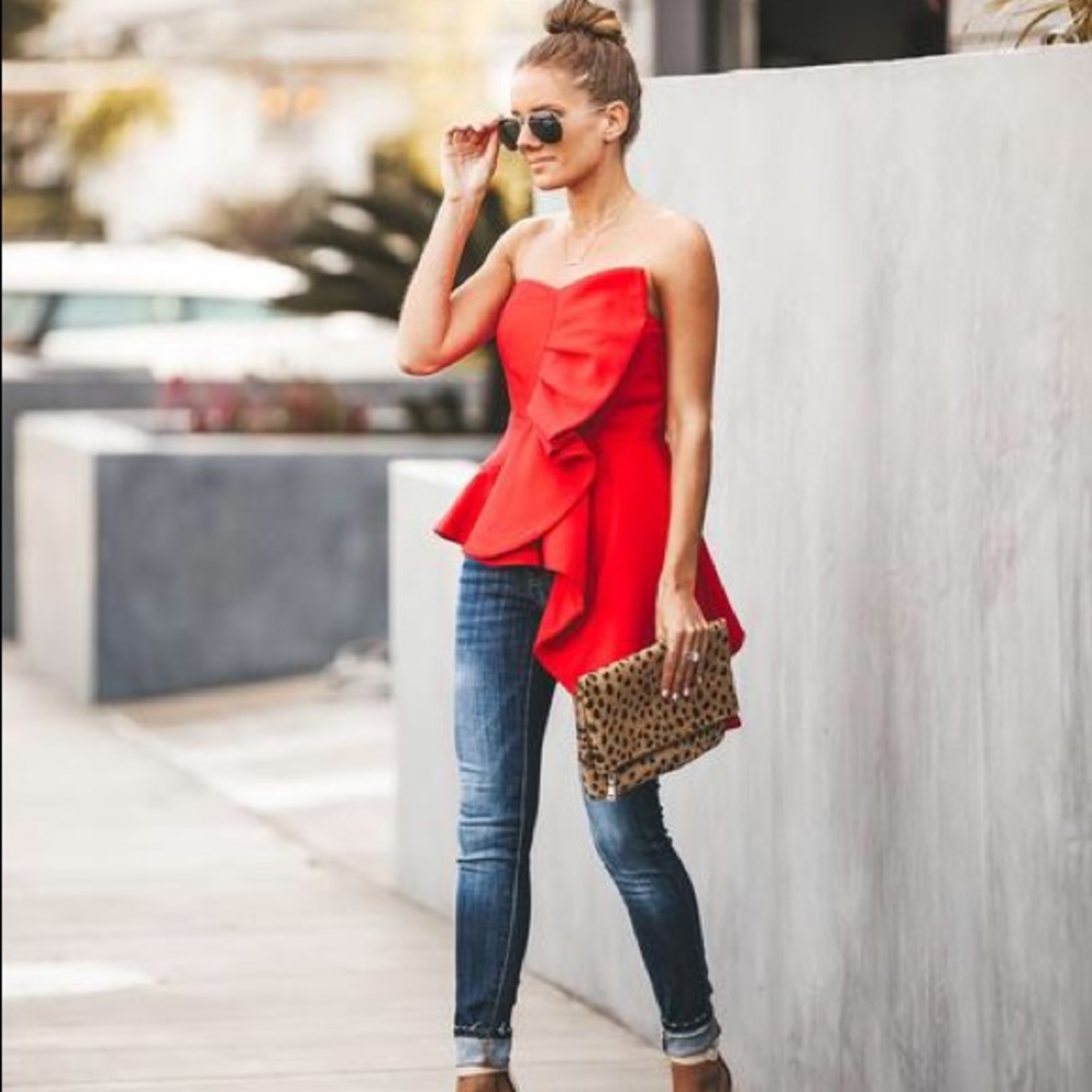 Strapless Statement Top In Red - Picture 5 of 8